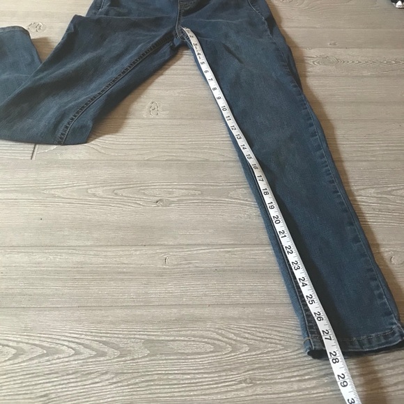 5/$20 SALE ✨ PARASICO Blue Denim Legging with Faux Pockets - Picture 11 of 12